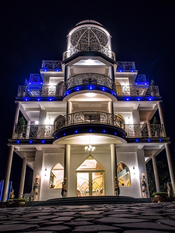 Bliss Bed And Breakfast Yuchi Exterior foto